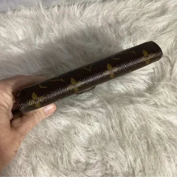 SOLD………..Louis Vuitton Monogram Porte Papier Code SP0979 Zip Snap Wallet - Picture 12 of 15